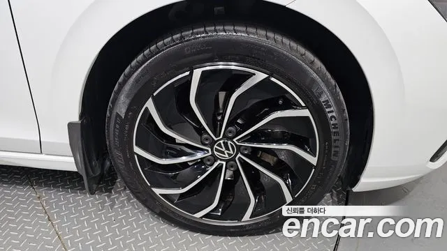 Volkswagen Golf 8th Generation id 2698904 из Кореи 6