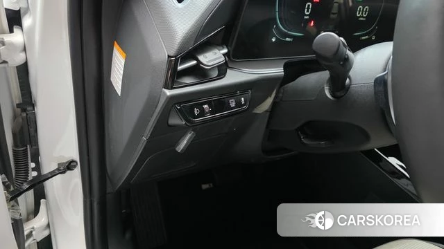 Kia Di Ol Nu Niro 2022 Белый из Кореи, фото 6