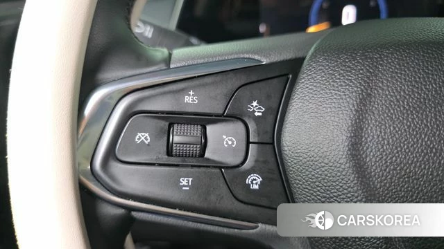 Chevrolet (GM Daewoo) Trax Crossover 2023 Желтый из Кореи, фото 6