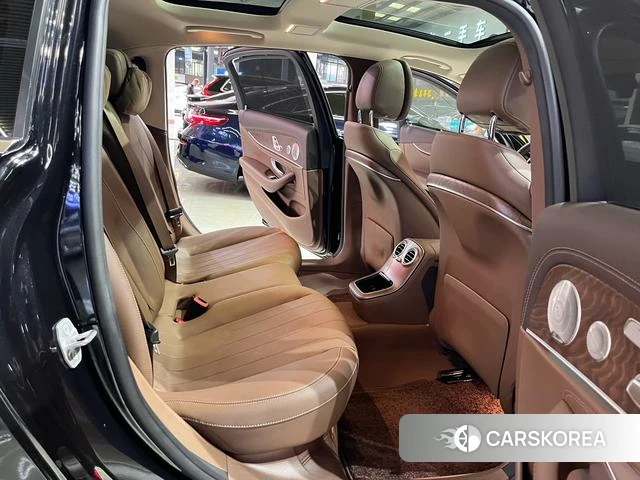 Mercedes-Benz E-class 2022 Черный из Китая, фото 6