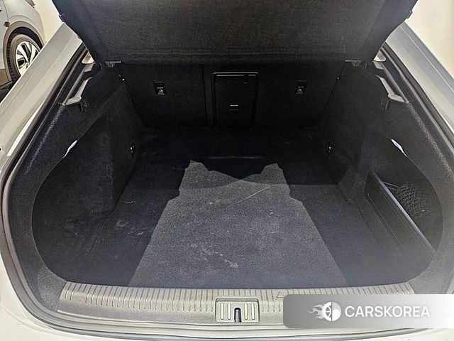 Volkswagen Arteon 2023 Белый из Кореи, фото 6