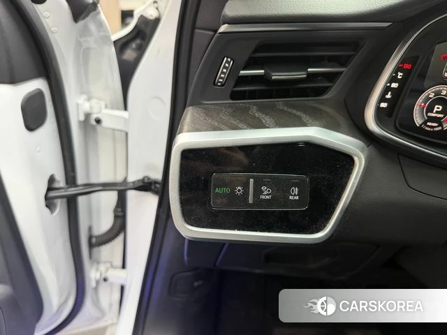 Audi A6 (C8) 2023 Белый из Кореи, фото 6