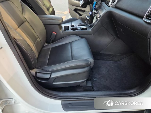 Kia Sportage The Bold 2019 Белый из Кореи, фото 6