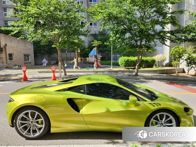 McLaren Artura 2023 Светло-зеленый из Кореи, фото 6