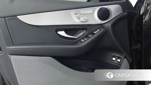 Mercedes-Benz GLC-Class X253 2019 Черный из Кореи, фото 6