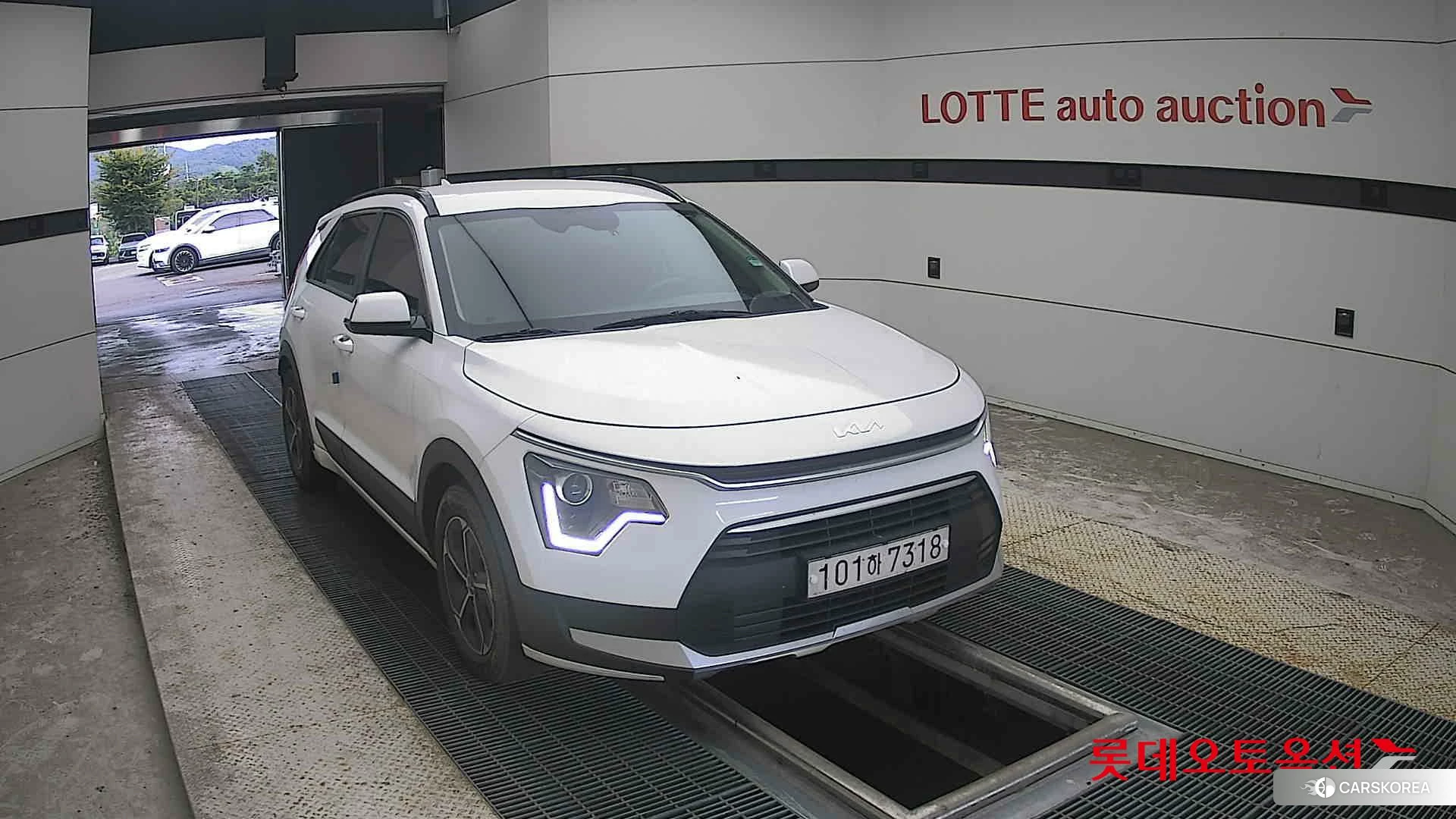 Kia Niro Hybrid 2022 Белый из Кореи, фото 6