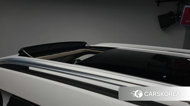 Ford Explorer 6th Generation 2023 Белый из Кореи, фото 6