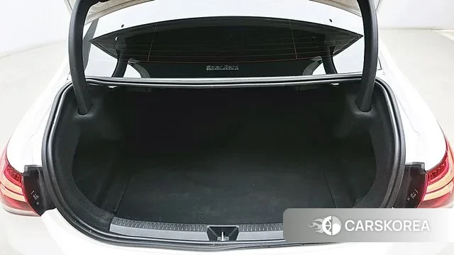 Mercedes-Benz A-Class W177 2022 Белый из Кореи, фото 6