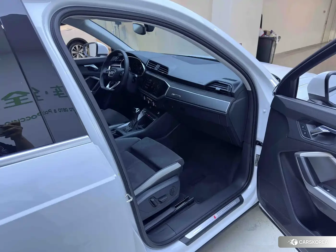 Audi Q3 2023 Белый из Китая, фото 6