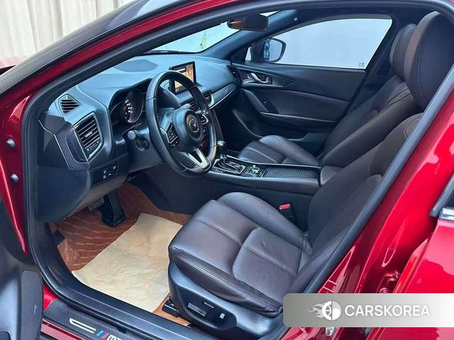 Mazda CX-4 2023 Красный из Китая, фото 6
