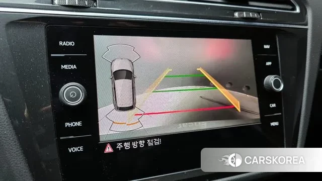 Volkswagen Tiguan second Generation 2022 Серебристо-серый из Кореи, фото 6