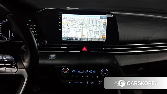 Hyundai Avante Hybrid (CN7) 2023 Белый из Кореи, фото 6