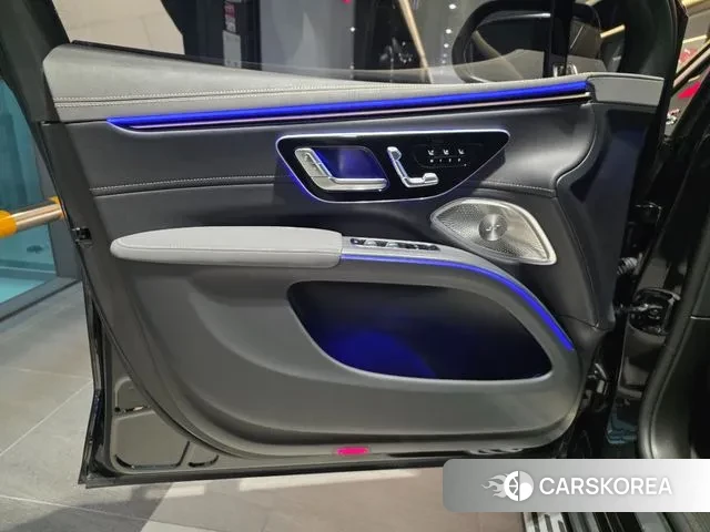 Mercedes-Benz EQS SUV X296 2024 Черный из Кореи, фото 6