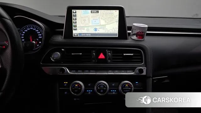 Genesis G70 2018 Черный из Кореи, фото 6