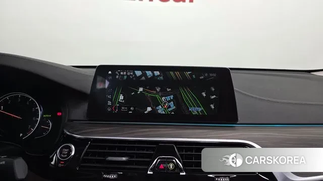 BMW 6 Series GT (G32) 2018 Серебристо-серый из Кореи, фото 6