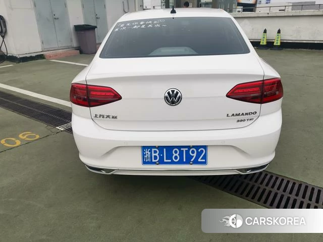 Volkswagen Lingdu 2021 Белый из Китая, фото 6