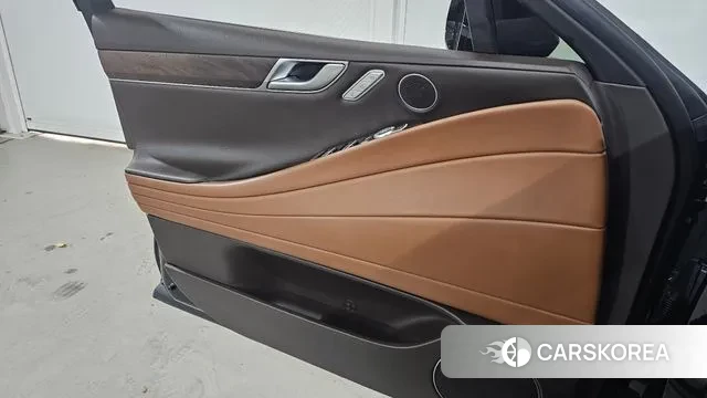 Genesis G80 (RG3) 2023 Черный из Кореи, фото 6