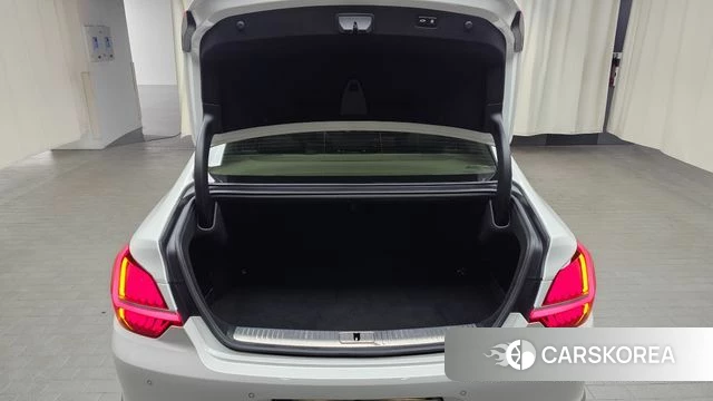 Kia The New K9 2nd generation 2022 Белый из Кореи, фото 6