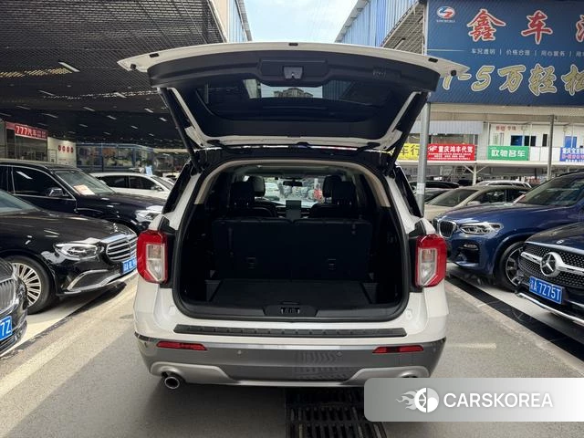 Ford Explorer 2022 Белый из Китая, фото 6