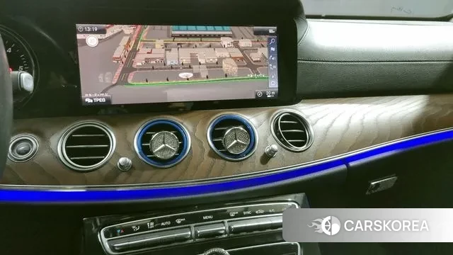 Mercedes-Benz E-Class W213 2019 Белый из Кореи, фото 6