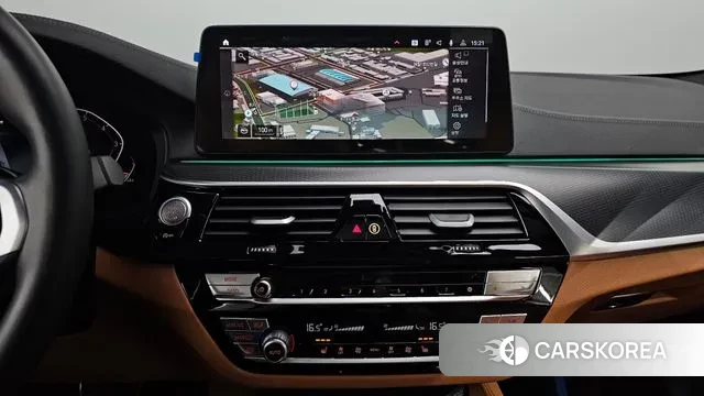 BMW 5 Series (G30) 2022 Белый из Кореи, фото 6