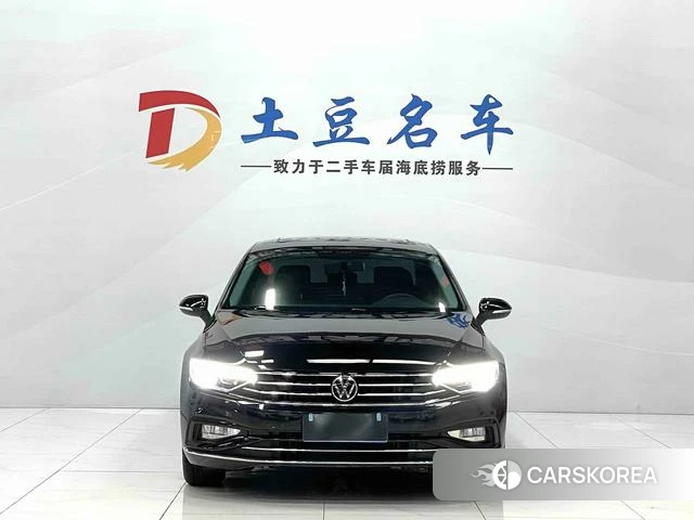 Volkswagen Magotan 2023 Черный из Китая, фото 6