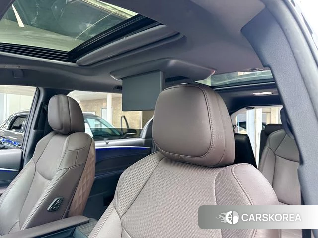 Toyota Grevia 2023 Черный из Китая, фото 6