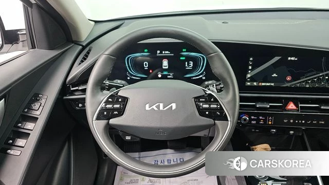 Kia Di Ol Nu Niro 2025 Белый из Кореи, фото 6