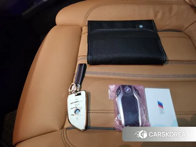 BMW 5 Series (G30) 2023 Черный из Кореи, фото 6