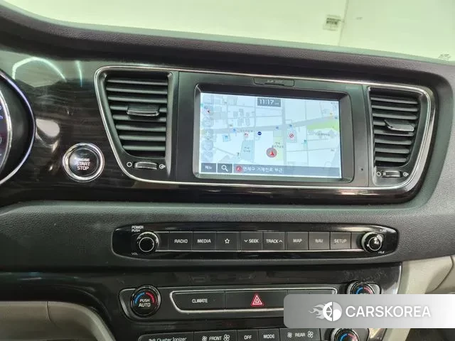 Kia The New Carnival 2018 Жемчужный цвет из Кореи, фото 6