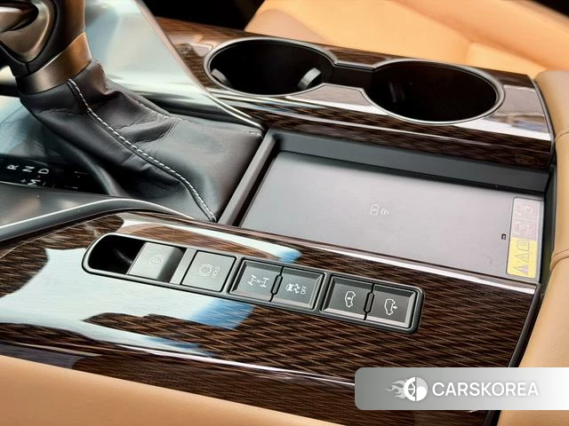Lexus LX 2024 Черный из Китая, фото 6
