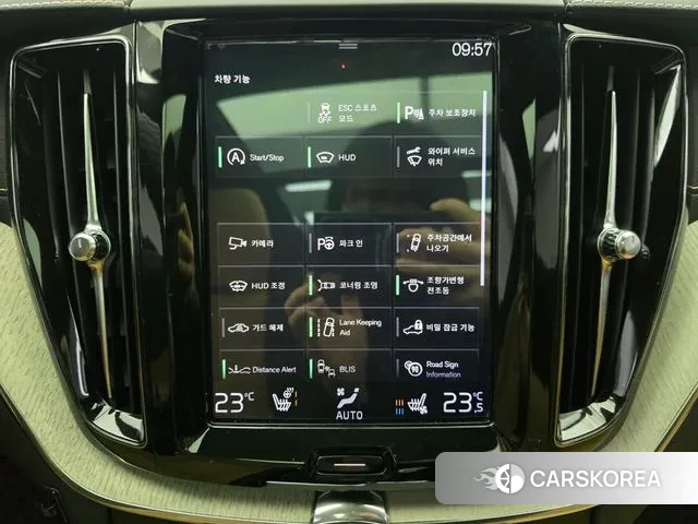 Volvo XC60 second Generation 2019 Серый из Кореи, фото 6