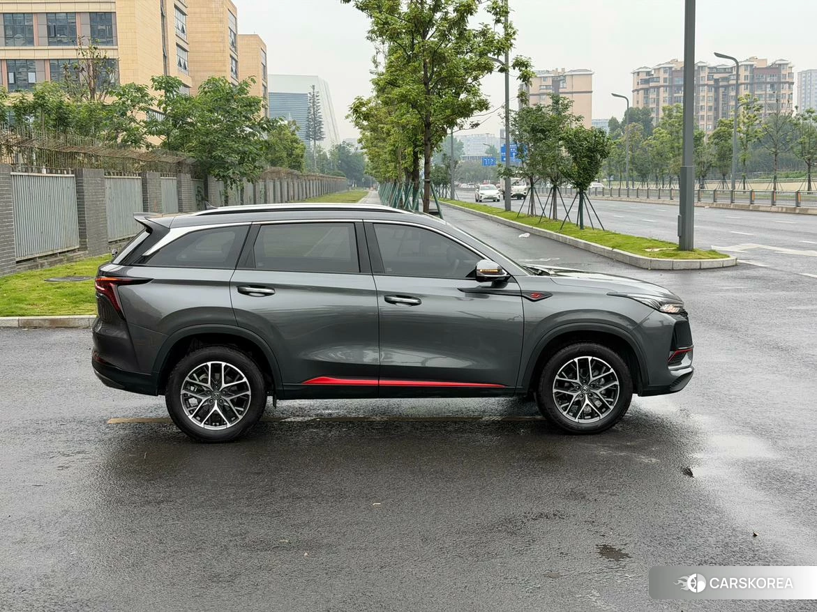Chang'an CS75 PLUS 2022 Темно-серый из Китая, фото 6