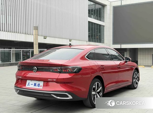 Volkswagen Lingdu 2022 Красный из Китая, фото 6