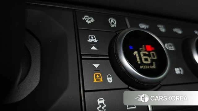 Land Rover Defender (L663) 2020 Зеленый из Кореи, фото 6