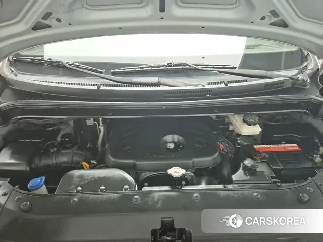 Hyundai The New Grand Starex 2018 Серебристо-серый из Кореи, фото 6