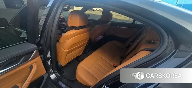 BMW 5 Series (G30) 2021 Серый из Кореи, фото 6