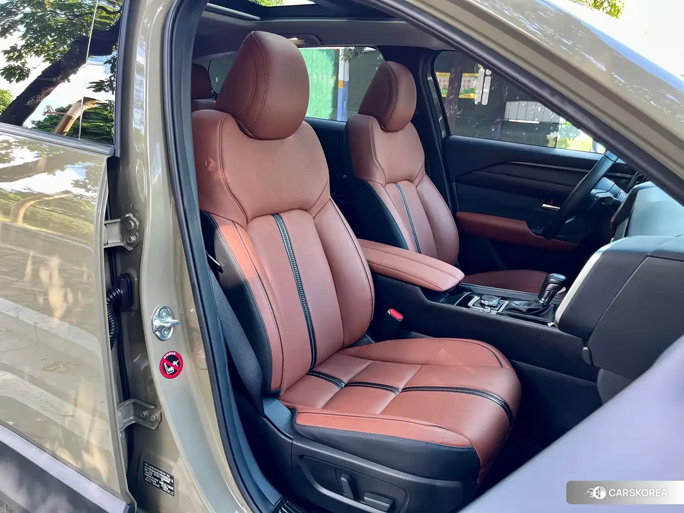 Mazda CX-50 Xingya 2023 Champagne/brown из Китая, фото 6