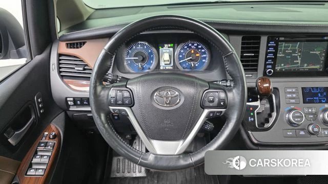 Toyota Sienna 2018 Серый из Кореи, фото 6