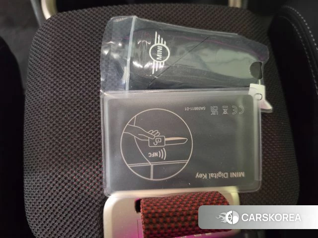 Mini Cooper S Countryman 3rd Generation 2025 Белый из Кореи, фото 6