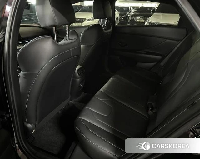 Hyundai The New Avante (CN7) 2023 Черный из Кореи, фото 6