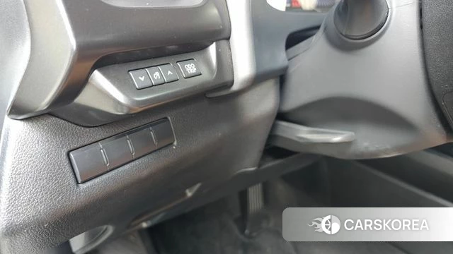 Lexus UX250h 2020 Серебристо-серый из Кореи, фото 6