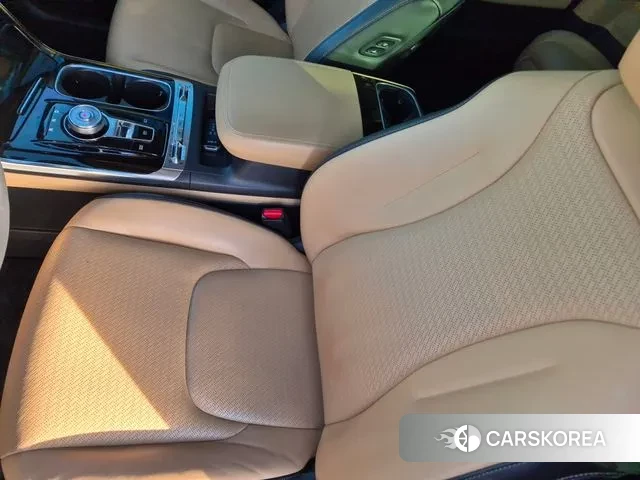 Kia Carnival 4th generation 2022 Жемчужный цвет из Кореи, фото 6