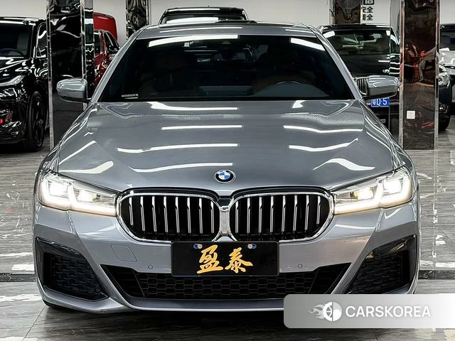 BMW 5 series (imported) 2022 Темно-серый из Китая, фото 6