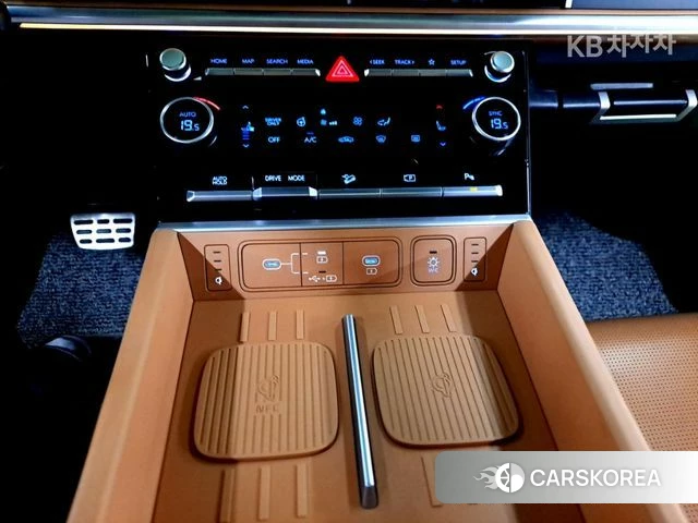 Hyundai Santa Fe (MX5) 2023 Белый из Кореи, фото 6