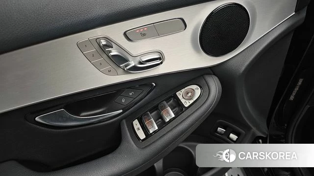 Mercedes-Benz GLC-Class X253 2018 Черный из Кореи, фото 6