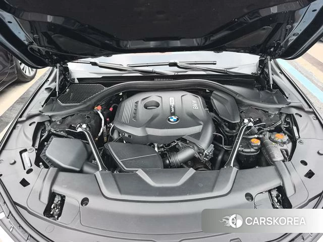 BMW 7 series 2018 Черный из Китая, фото 6
