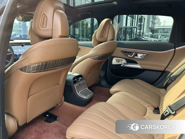 Mercedes-Benz E-class 2026 Черный из Китая, фото 6