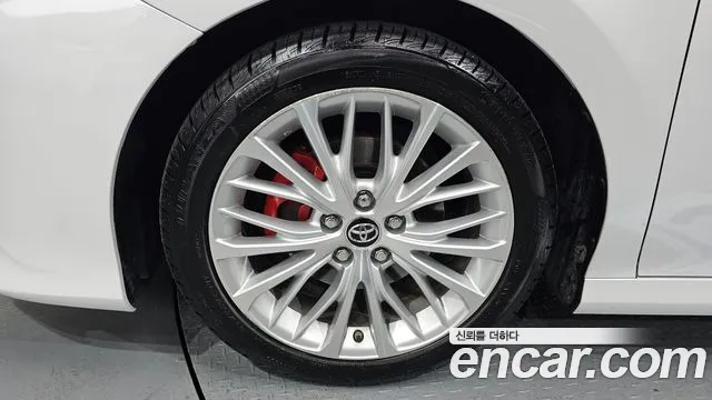 Toyota Camry (XV70) 2018 Белый из Кореи, фото 6