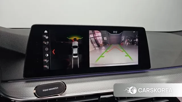 BMW 5 Series (G30) 2018 Серебристо-серый из Кореи, фото 6